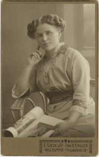 Tante Ida Strawenor