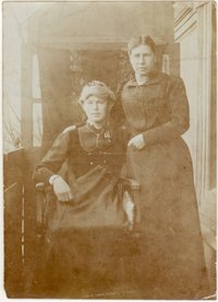 Minna und Ottilie 1905